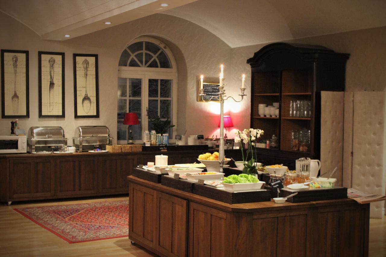 Blommenhof Hotel Nyköping Extérieur photo