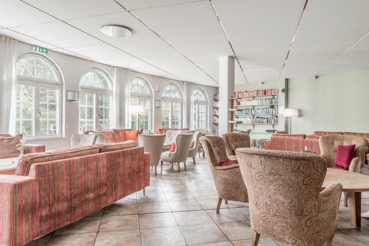 Blommenhof Hotel Nyköping Extérieur photo